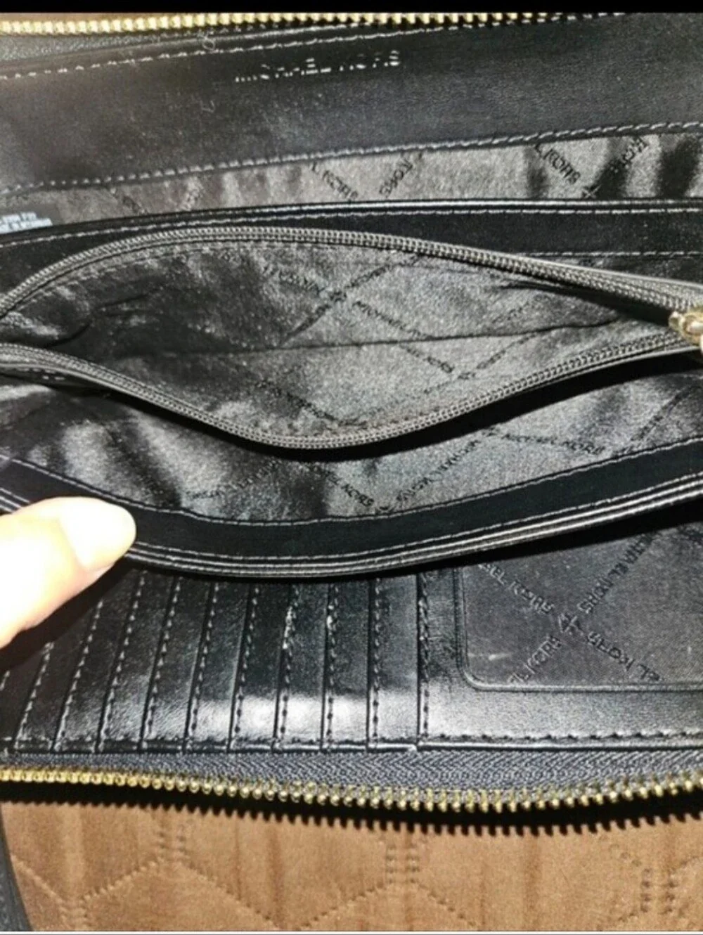 Michael Kors Large Black Leather Jet Set Travel Continental Wristlet Wallet